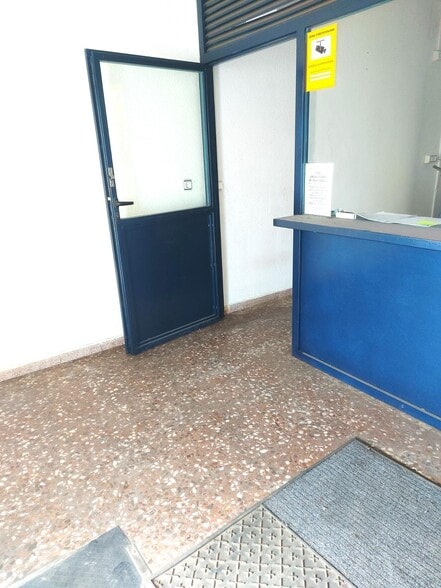 Retail in Molina de Segura, Murcia for sale - Lobby - Image 2 of 9