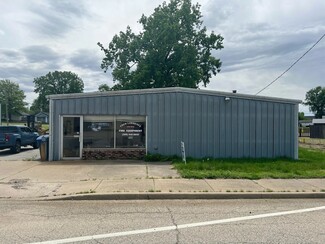 Plus de détails pour 206 Derby St, Pekin, IL - Flex à vendre