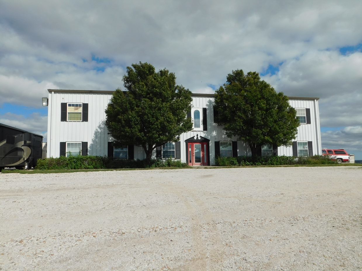 11347 E Wyatt Earp Blvd, Dodge City, KS for sale Primary Photo- Image 1 of 1