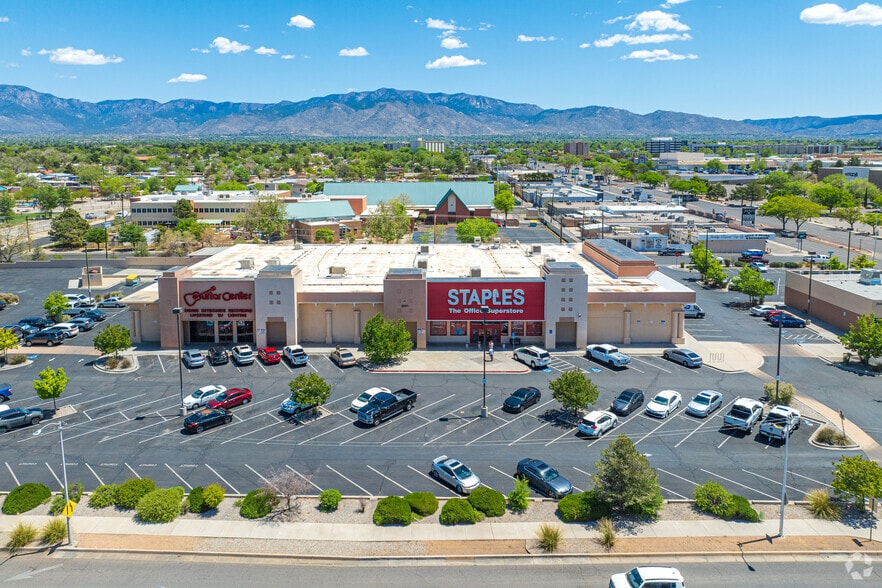 6001 Menaul Blvd NE, Albuquerque, NM for sale - Building Photo - Image 3 of 13