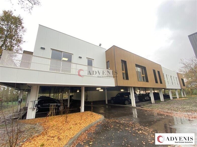 Office in Bruges for lease - Building Photo - Image 1 of 7