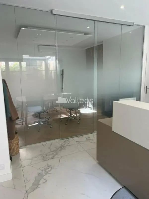 10 Rue D'Alsace Lorraine, Toulouse for lease Interior Photo- Image 1 of 9