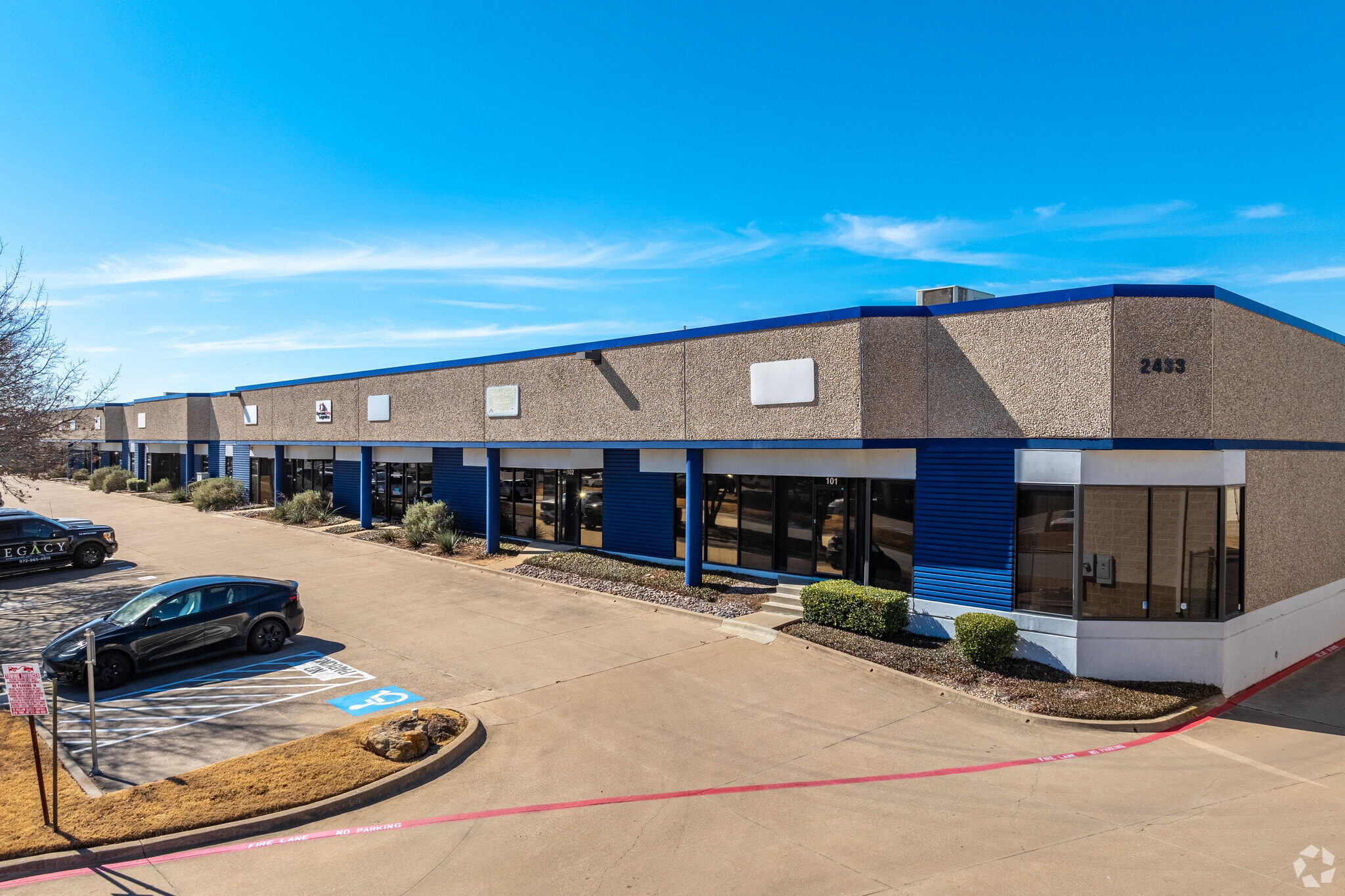 2433 Lacy Ln, Carrollton, TX for lease Primary Photo- Image 1 of 5
