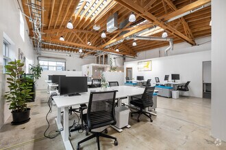 3384 Robertson Pl, Los Angeles, CA for lease Interior Photo- Image 2 of 7