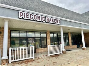 15 Dardess Dr, Chatham, NY à louer Photo du bâtiment- Image 2 de 17