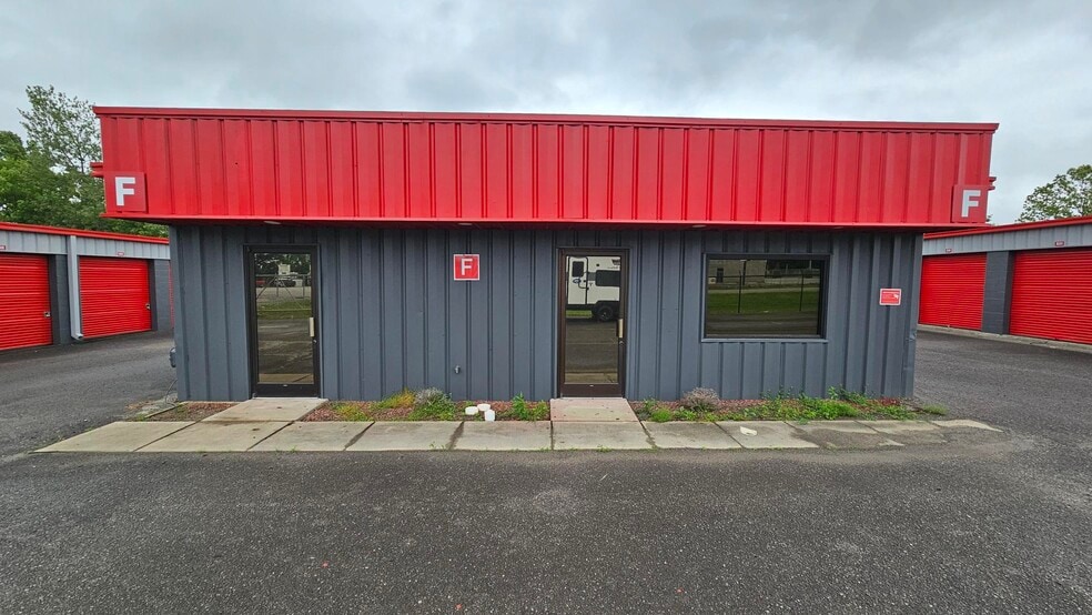 813 N Broadway, Portland, TN for lease - Building Photo - Image 3 of 13
