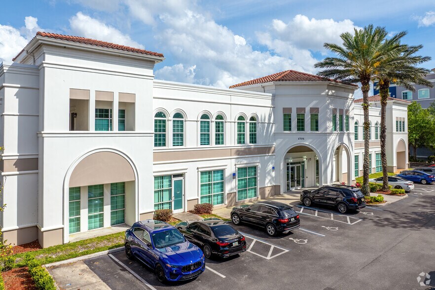1701 Park Center Dr, Orlando, FL à louer - Photo du bâtiment - Image 3 de 19