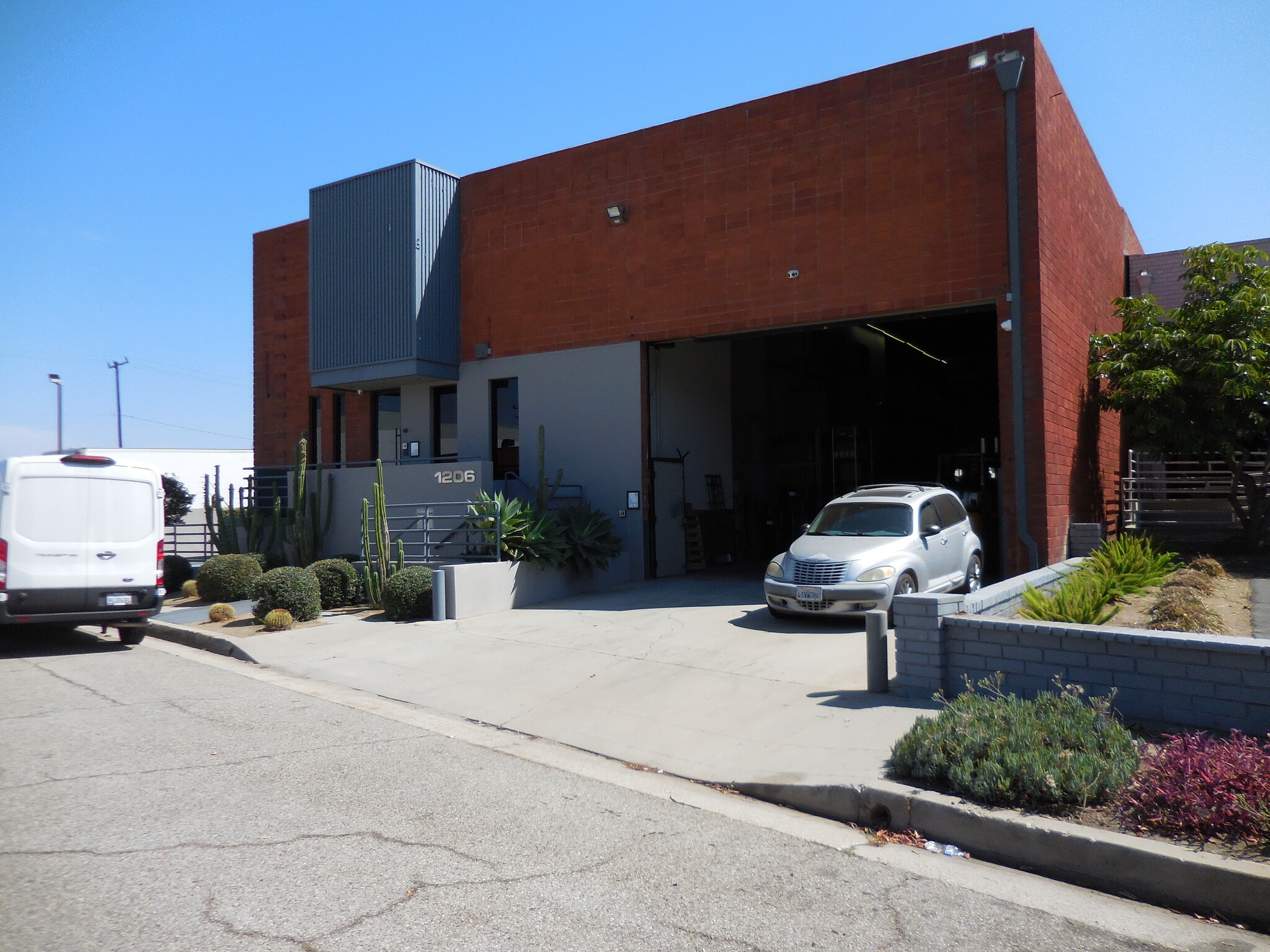 1206-1210 W Jon St, Torrance, CA for lease Building Photo- Image 1 of 13