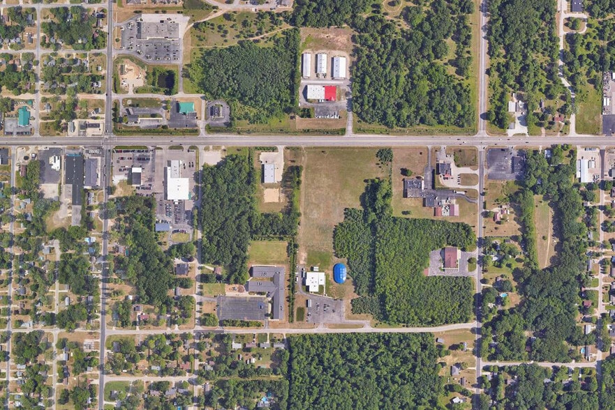 Apple Ave, Muskegon, MI for sale - Building Photo - Image 2 of 4
