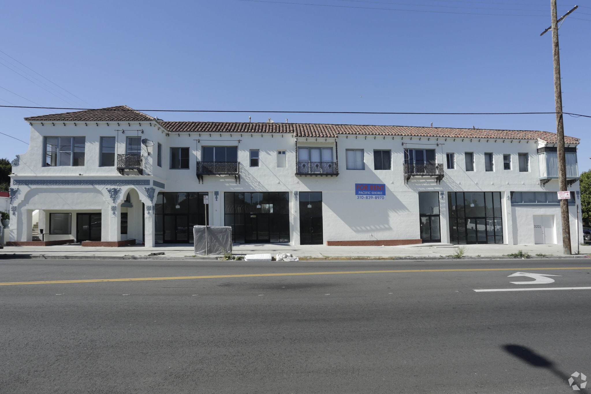3201-3213 W 54th St, Los Angeles, CA for lease Primary Photo- Image 1 of 10