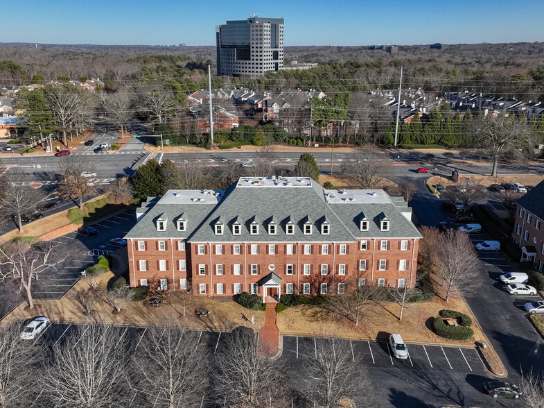 1640 Powers Ferry Rd SE #11, Marietta, GA à vendre - Matterport Community - Image 3 de 24