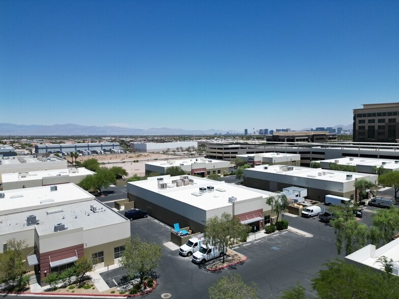 6390 W Montessouri St, Las Vegas, NV for sale - Building Photo - Image 2 of 4
