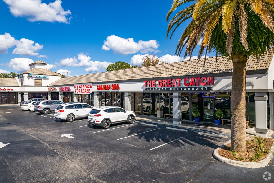 1930 Land O Lakes Blvd, Lutz, FL à louer - Photo du bâtiment - Image 3 de 12