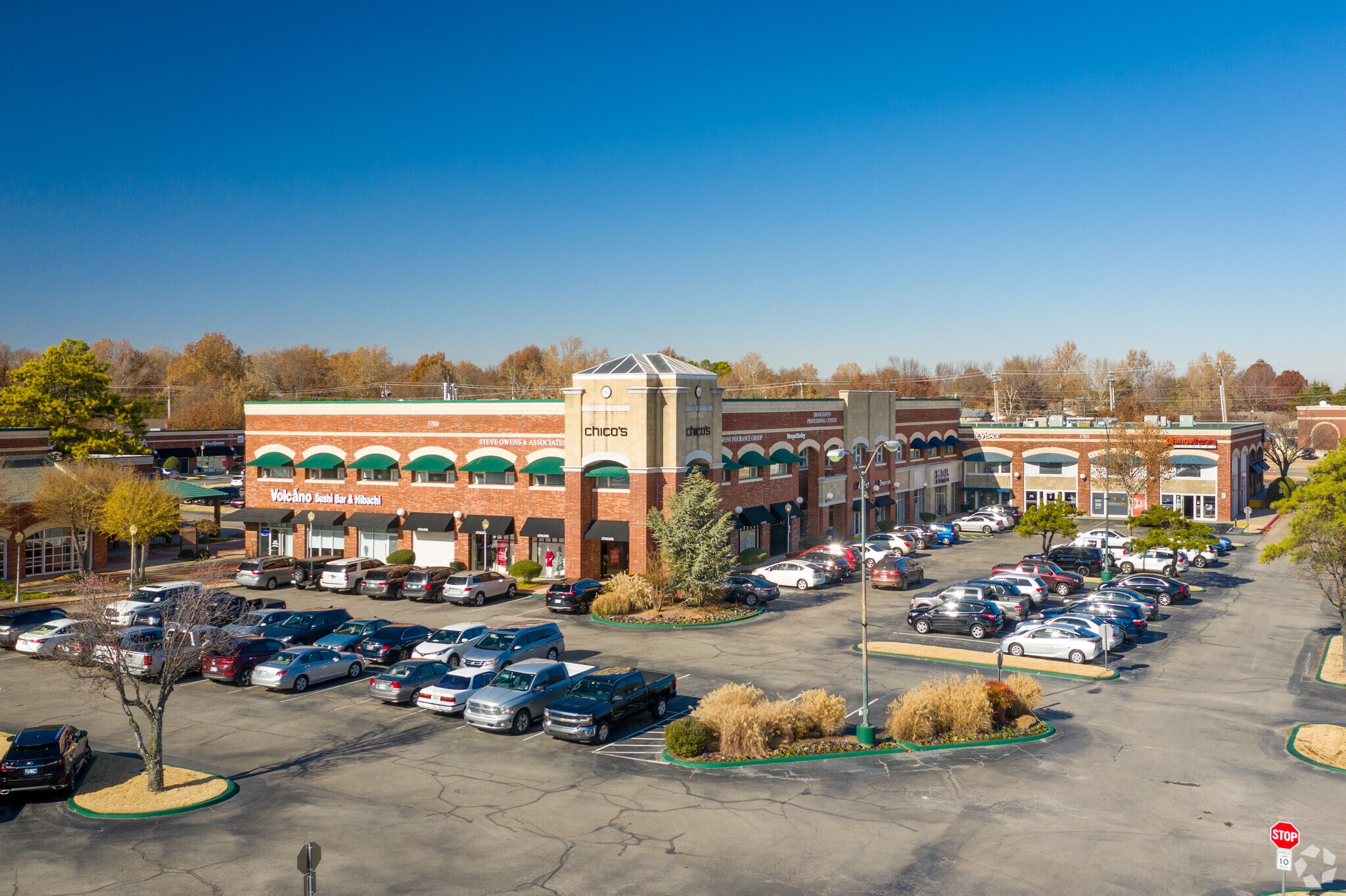 3770 W Robinson St, Norman, OK for lease Building Photo- Image 1 of 9