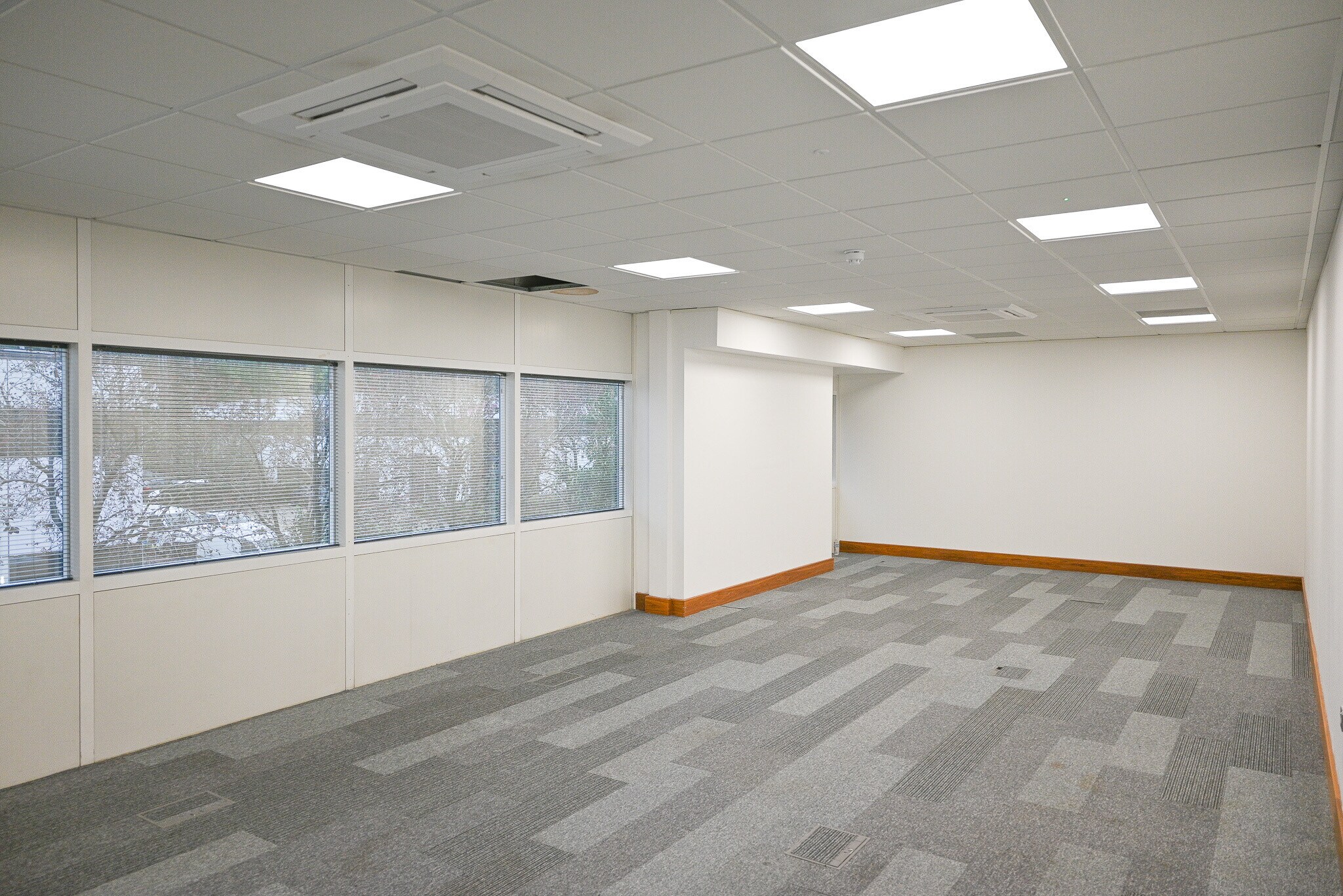 Sunrise Pky, Milton Keynes for lease Building Photo- Image 1 of 19