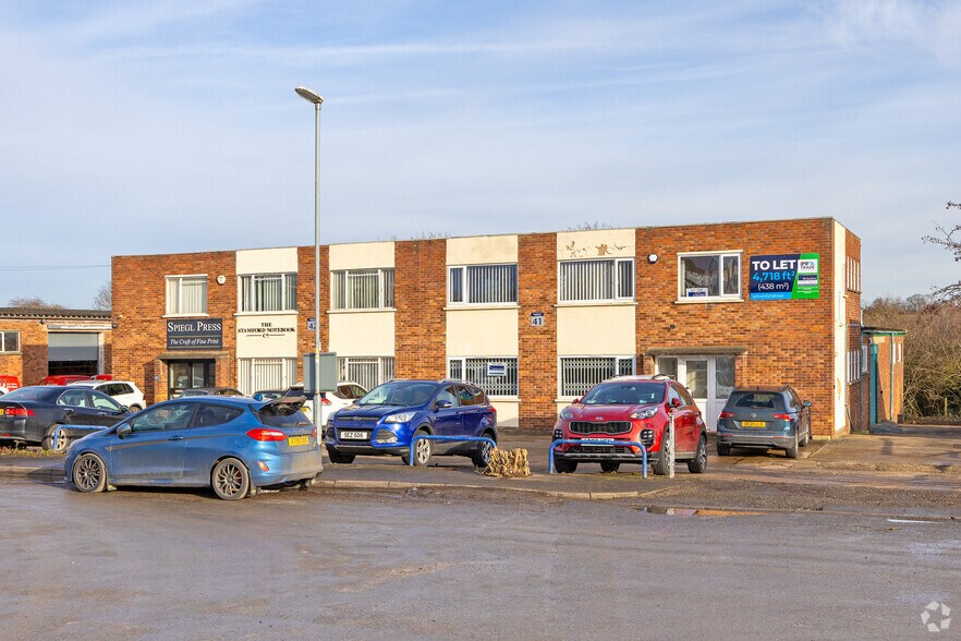 Gwash Way, Stamford à louer - Photo du bâtiment - Image 2 de 2