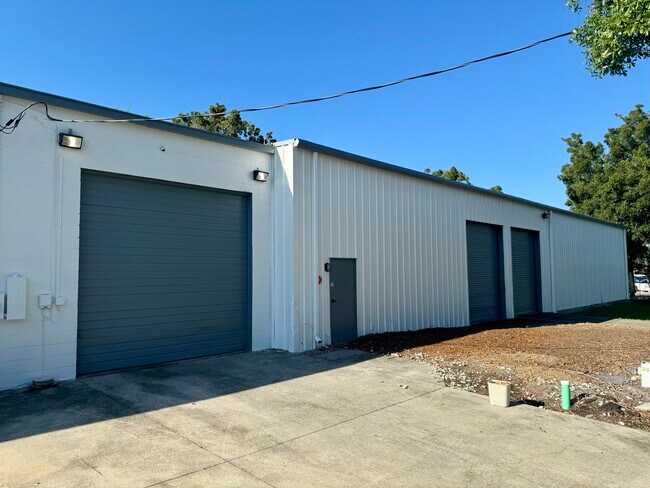 More details for 6018 W Emma St, Tampa, FL - Industrial for Lease