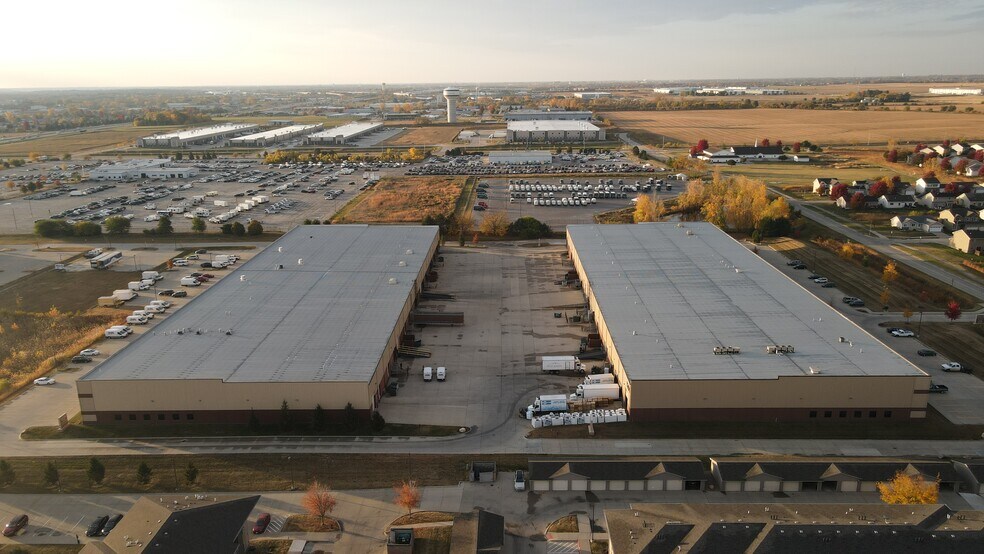 1300 SE Little Beaver Dr, Grimes, IA for lease - Building Photo - Image 2 of 11