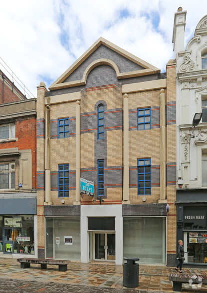 37-38 Whitefriargate, Hull for lease - Primary Photo - Image 1 of 4