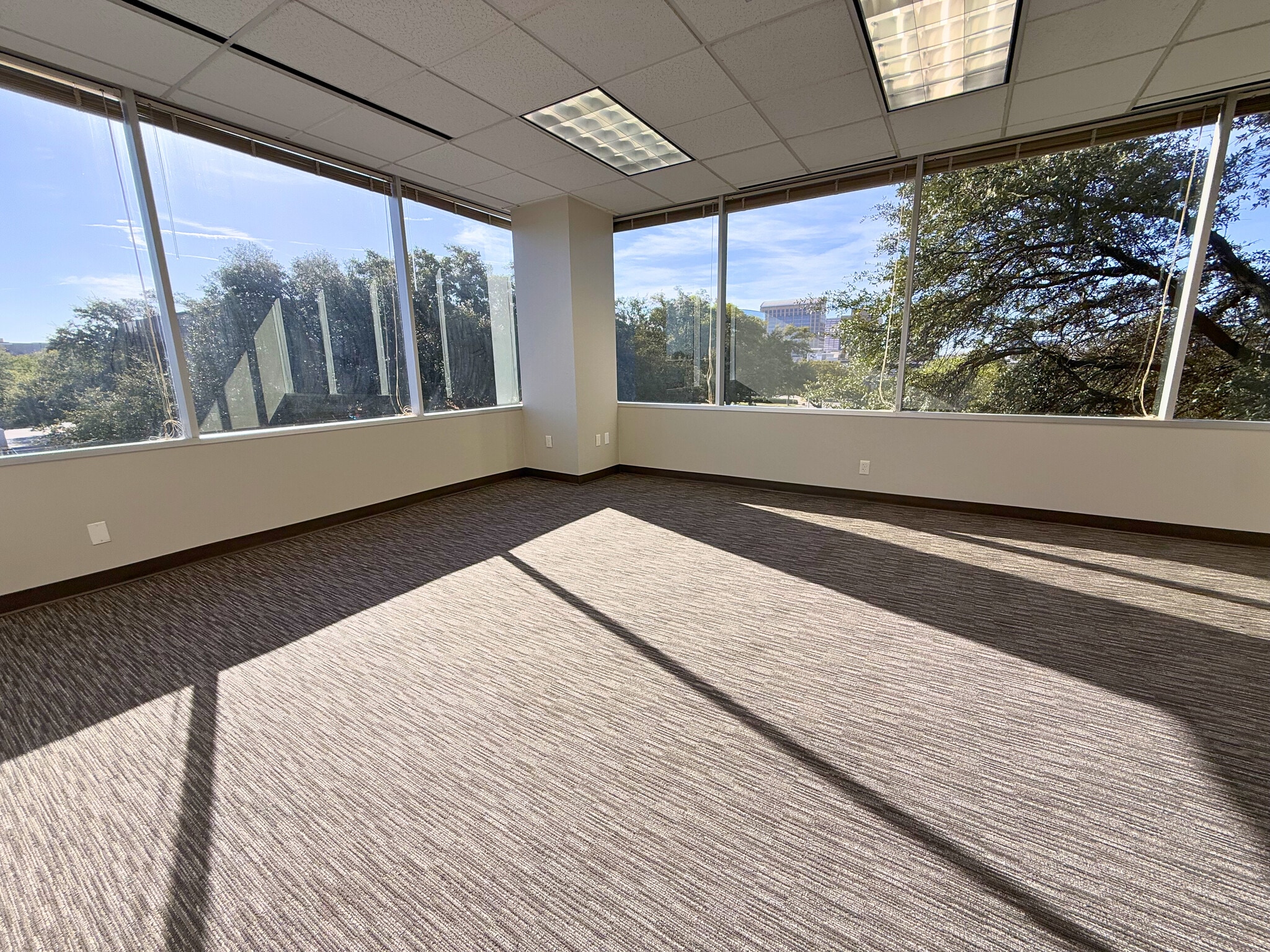 14110 N Dallas Pky, Dallas, TX for lease Interior Photo- Image 1 of 4