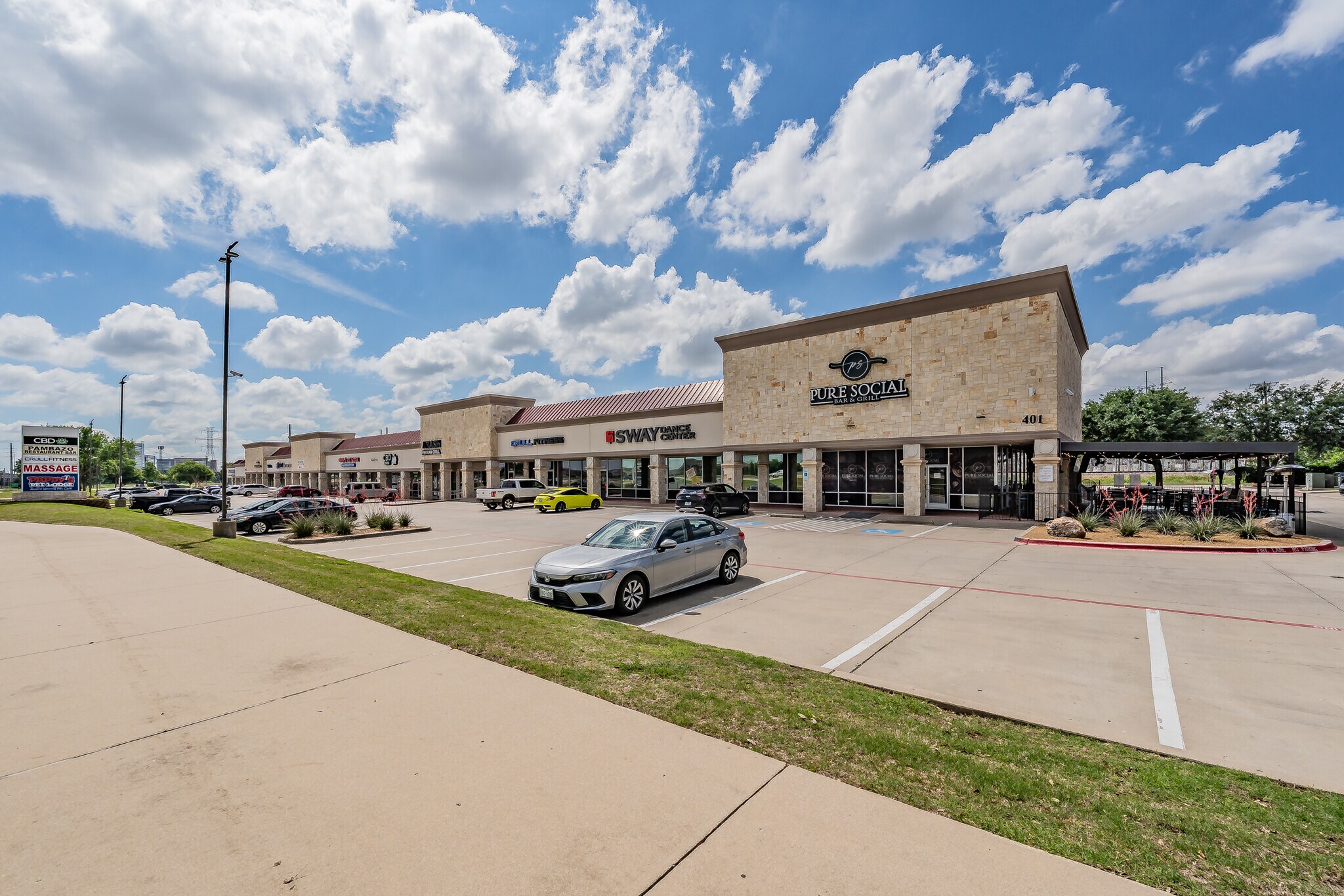 401 W President George Bush Fwy, Richardson, TX for lease Primary Photo- Image 1 of 11