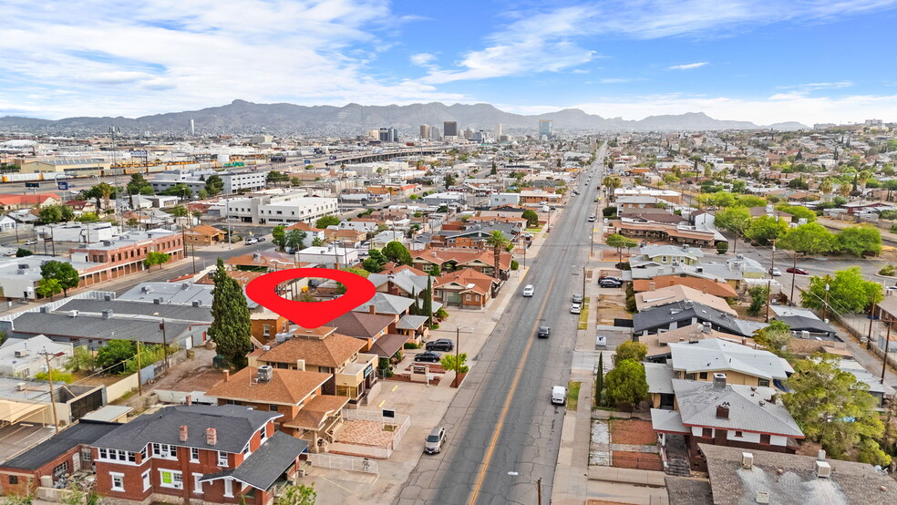 2422 Montana Ave, El Paso, TX for sale - Building Photo - Image 3 of 56