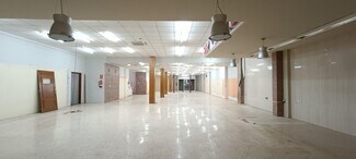 Plus de détails pour Commerce de détail à louer