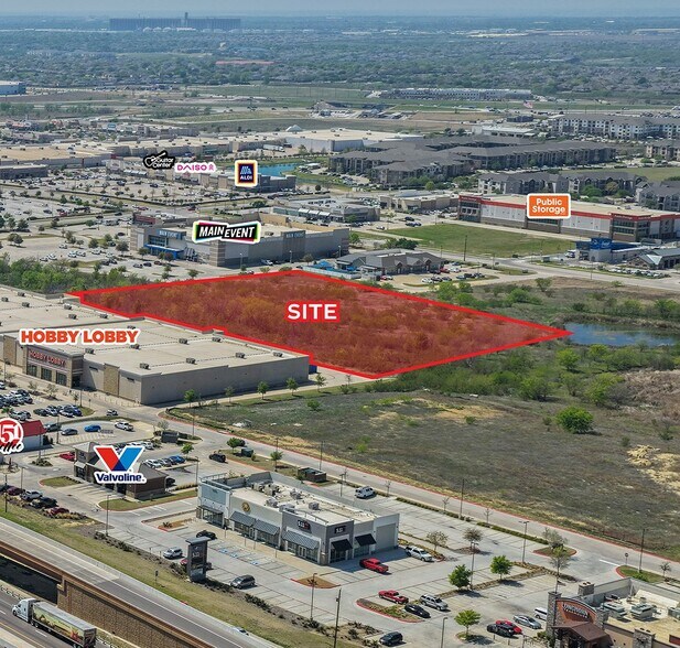 9100 Tehama Ridge Pky, Fort Worth, TX à vendre - Photo du bâtiment - Image 3 de 6