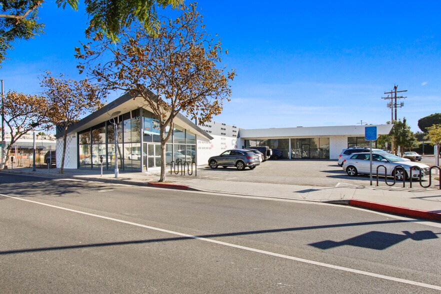 1302-1308 Pico Blvd, Santa Monica, CA à louer - Photo du bâtiment - Image 1 de 14