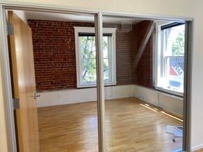 2041 Bancroft Way, Berkeley, CA à louer Photo intérieure- Image 2 de 9