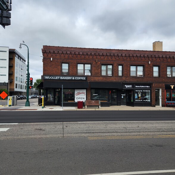 810-822 W Lake St, Minneapolis, MN for lease - Building Photo - Image 3 of 4