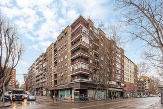 More details for Calle Marqués de Jura Real, 2, Madrid - Multifamily for Sale
