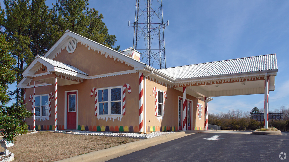 132 Clearfield Dr, Roanoke Rapids, NC for sale - Primary Photo - Image 1 of 1