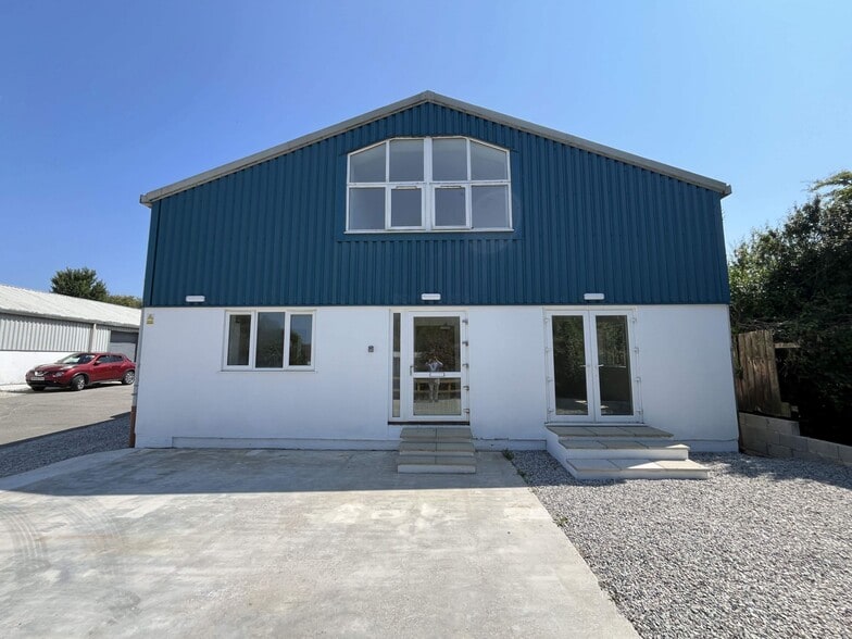 Bess Park Rd, Wadebridge for lease - Building Photo - Image 2 of 3