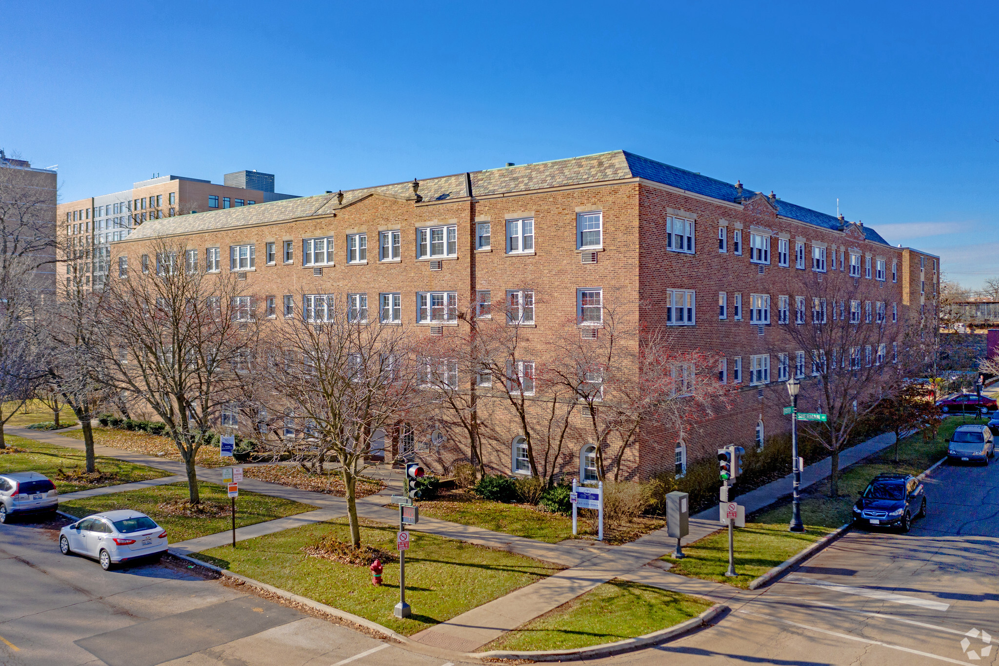 1940 Sherman Ave, Evanston, IL for lease Building Photo- Image 1 of 4