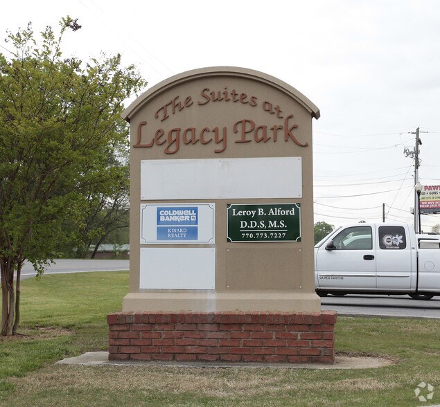 10 Legacy Way, Adairsville, GA à louer - Photo du bâtiment - Image 3 de 3