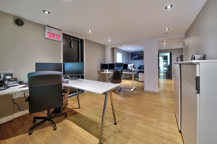 4376 Av Papineau, Montréal, QC for sale - Interior Photo - Image 2 of 8