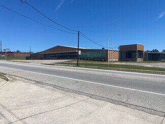 Plus de détails pour 504 North St W, Vidalia, GA - Flex à vendre