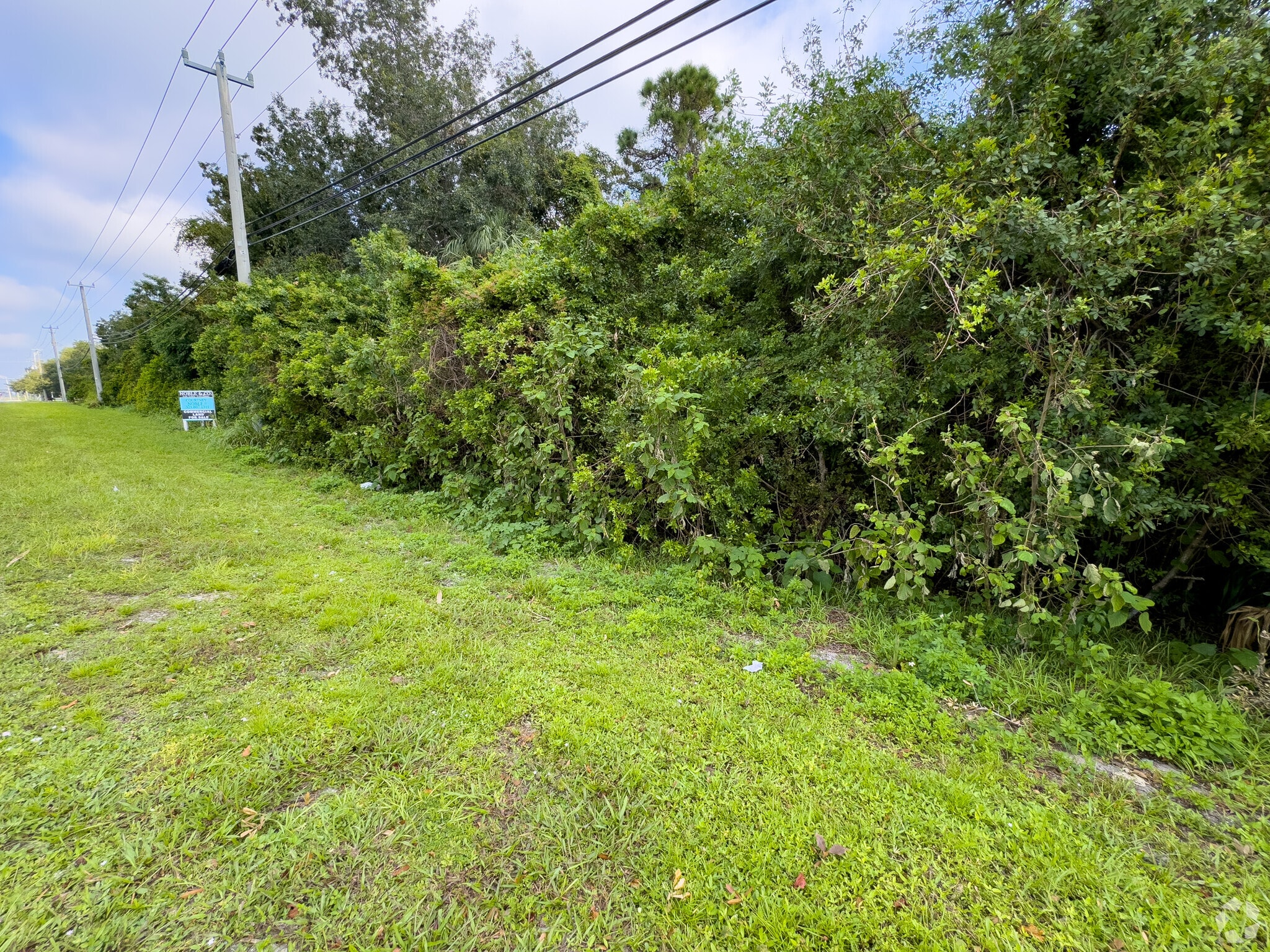North Washington Dr, Titusville, FL for sale Primary Photo- Image 1 of 2