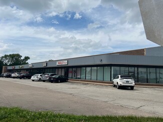 Plus de détails pour 3702-3710 N Main St, Rockford, IL - Bureau, Vente au détail à louer