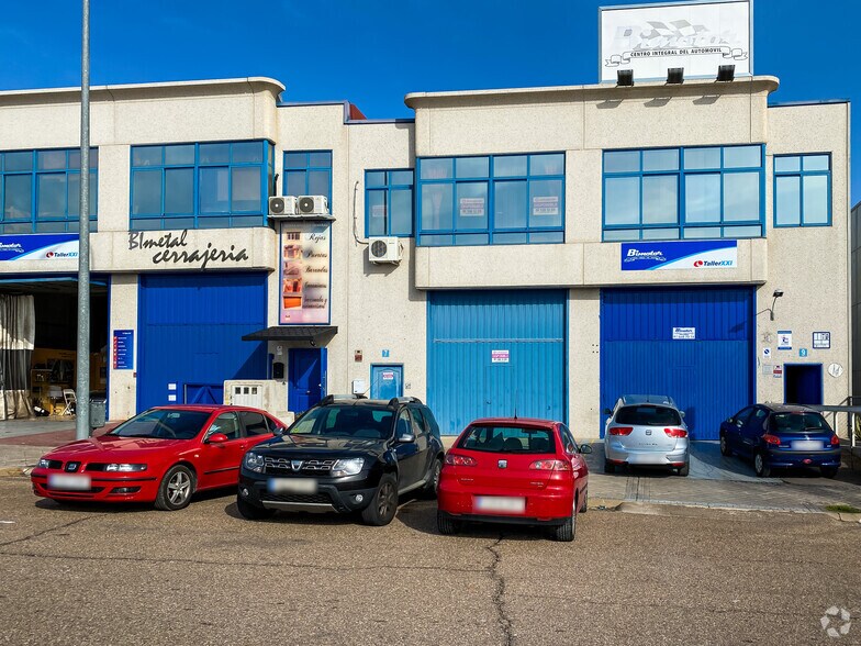 Industriel dans Arroyomolinos, Madrid à vendre - Photo du bâtiment - Image 2 de 17