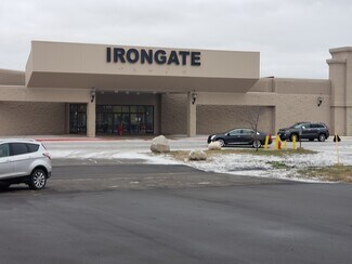 Plus de détails pour 990 W 41st St, Hibbing, MN - Commerce de détail à louer