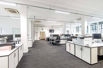 39-51 Highgate Rd, Londres à louer Photo intérieure- Image 2 de 8