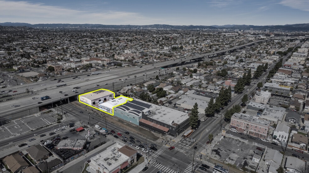 326-330 W 58th St, Los Angeles, CA à vendre - Photo du bâtiment - Image 3 de 48