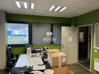 Plus de détails pour Bureau, Industriel à louer