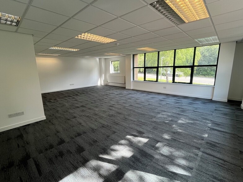 Eastville Clos, Gloucester for lease - Building Photo - Image 2 of 7