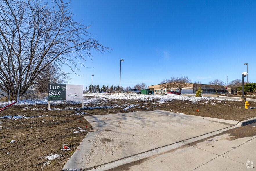 600 Fair Meadow, Webster City, IA for sale - Primary Photo - Image 1 of 5