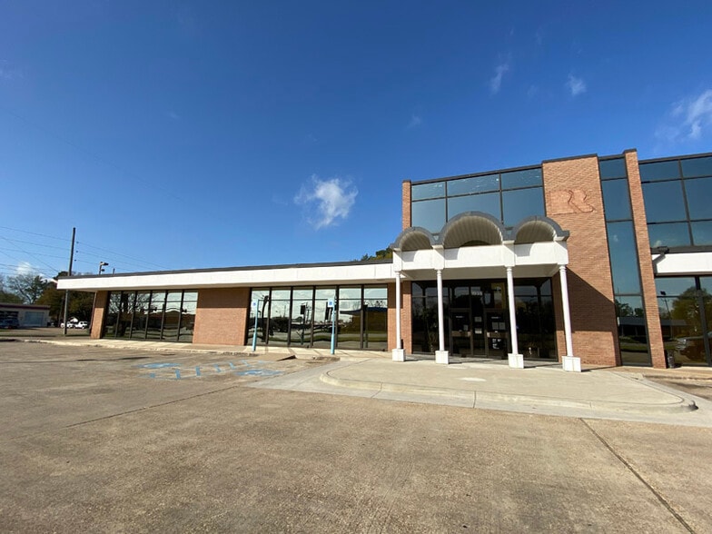 1935 Airline Dr, Bossier City, LA à vendre - Photo du bâtiment - Image 2 de 32