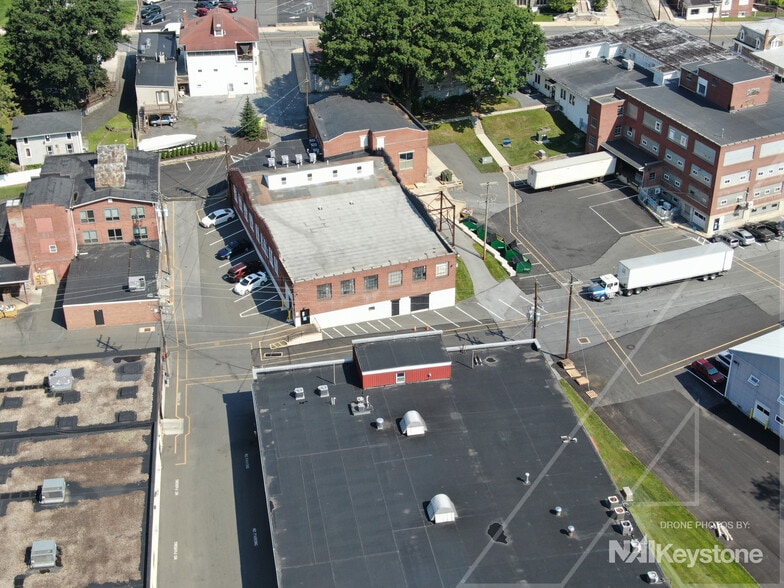 6 Front Street Plaza, Mohnton, PA à vendre - Aérien - Image 3 de 10