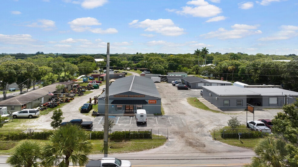 517 S 33rd St, Fort Pierce, FL for sale - Building Photo - Image 3 of 4